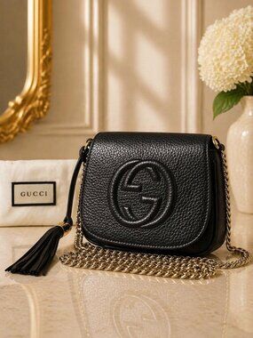 Authentic Gucci Soho Black Leather Chain Crossbody Bag GG Logo Small Designer
